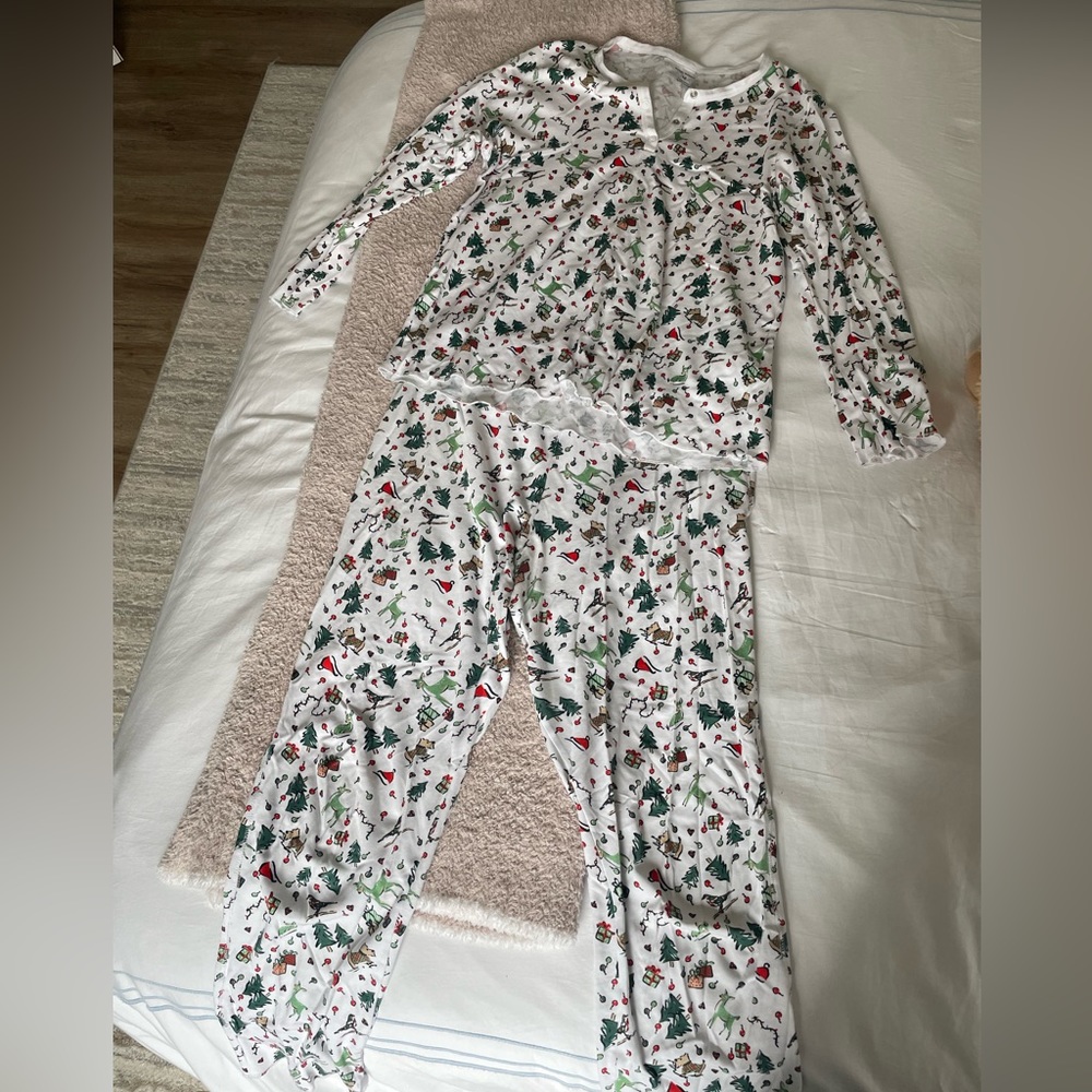 Roller Rabbit Pajamas Holiday Print